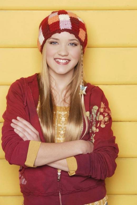 emilyosment-dot-org_hannahmontana-season1promos-018[1].jpg